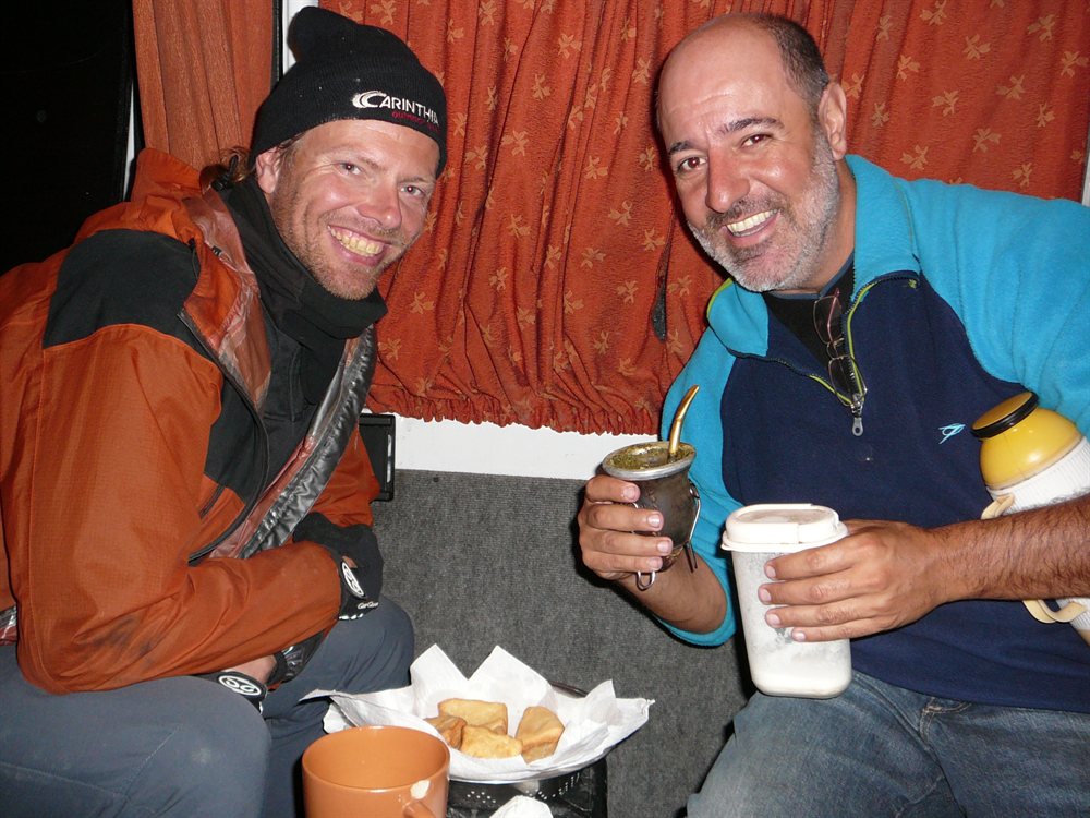 Tomando mate y tortas fritas con Ariel de Rio Negro